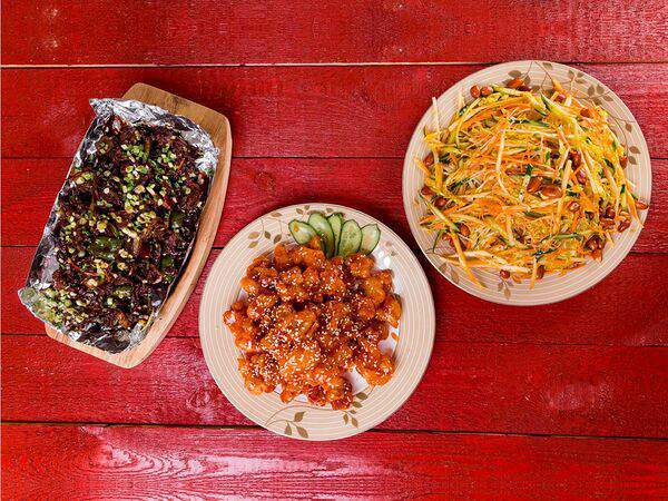 Девять драконов - Комбо с говядиной и свининой