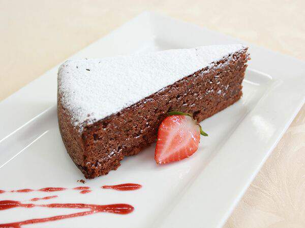 City - Неаполитанский миндально-шоколадный кейк