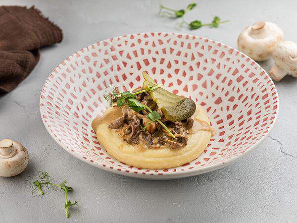 Fish Box - Бефстроганов с пюре из картофеля