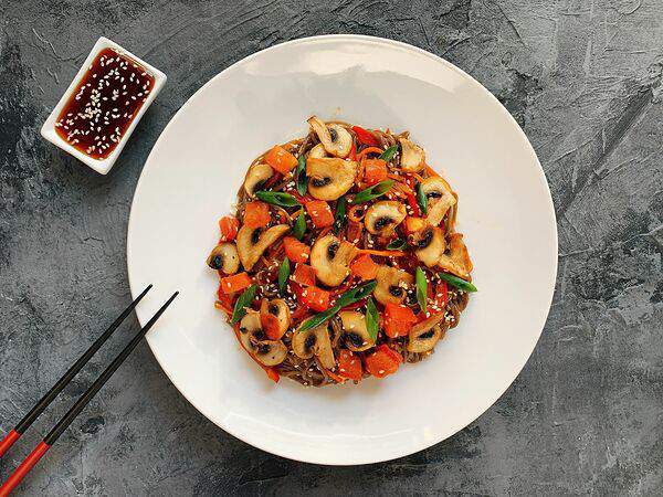 Пицца Сан - Соба с овощами