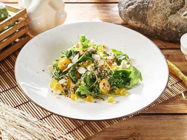 OmNomNom - Салат Веганский