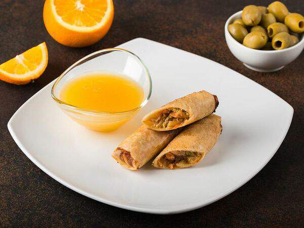 Fish & Grill - Спринг-роллы с форелью и оливками