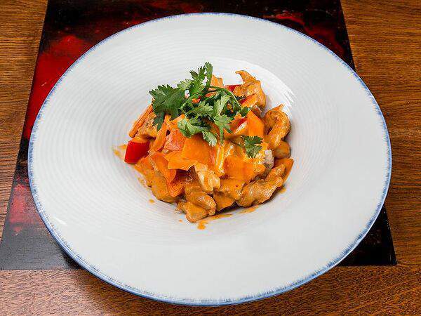 Рамен с уткой - Карри с курицей и овощами