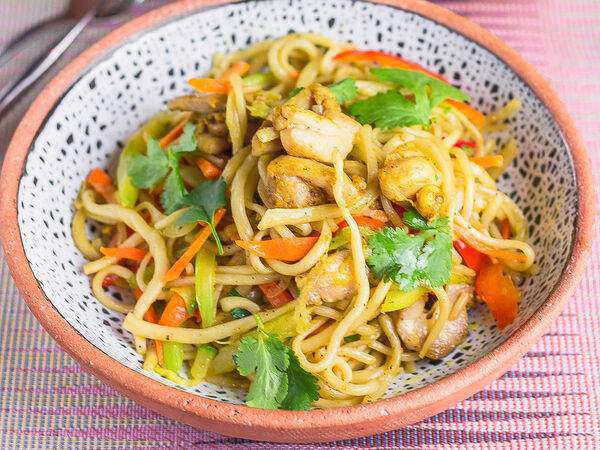 Али Баба - Жареный Лагман с курицей