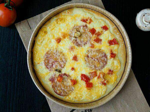 Пекарня Буханка - Лепешка Неаполитано с салями