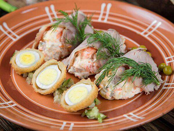 Корчма Хуторок - Салат Оливье со свининой