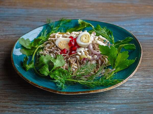 Кинза - Салат Гнездо перепелки с говядиной