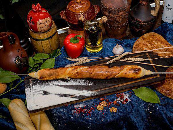 На дровах - Хачапури на мангале с помидором