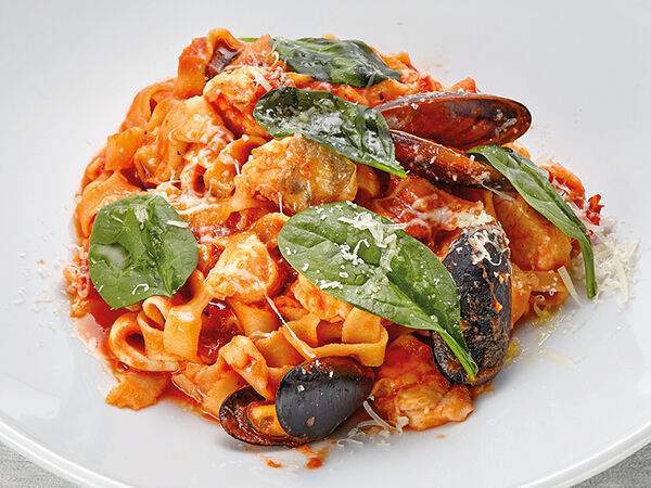 Эй, Джованни! - Морская паста с соусом биск