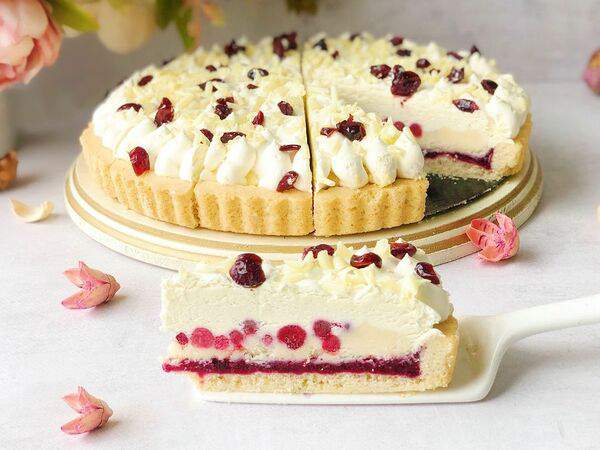 Hati Sushi - Торт брусничный с белым шоколадом