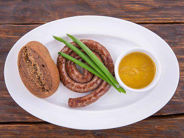 Бани Алексеева - Колбаска улитка с булочкой и горчицей