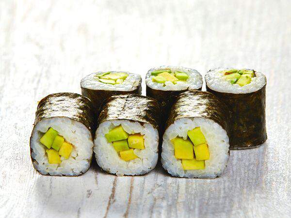 Iwok - Ролл с авокадо