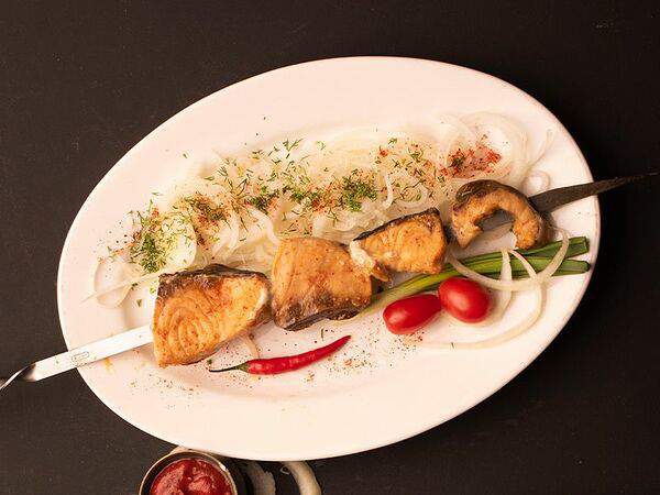 Steklo Grill & Bar - Шашлык из осетрины