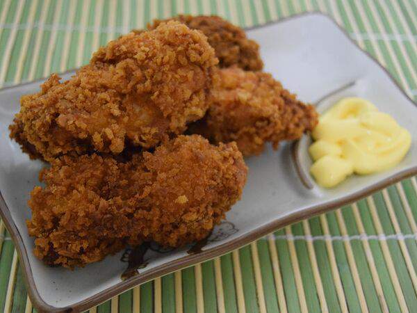 Быстро и вкусно - Пикантные куриные крылышки в панировке