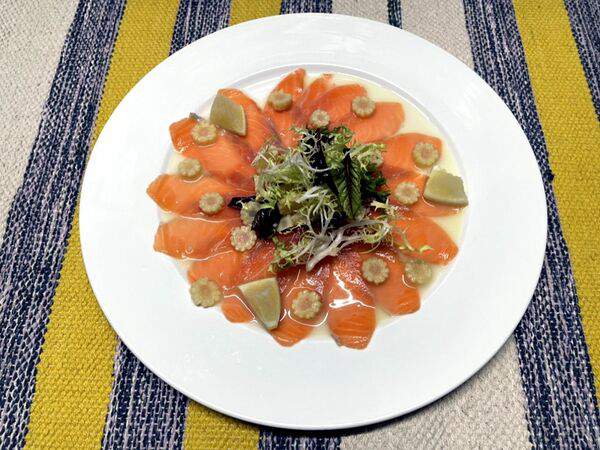 Хата - Карпаччо из семги