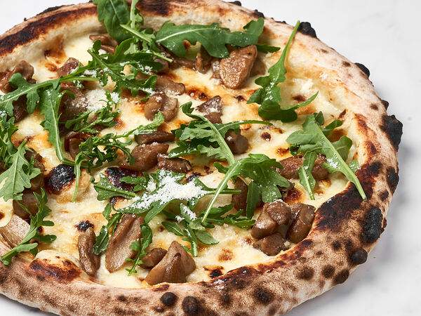 Mojo - Пицца Белые грибы, руккола