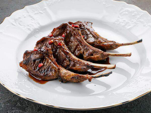 Ресторан Каре - Каре молодого барашка с соусом наршараб