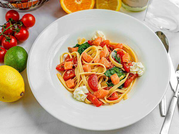 Городское кафе Дружба - Паста с лососем