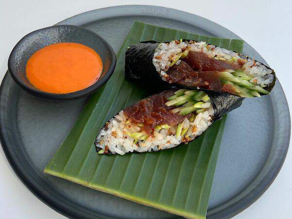 Under the sea - Темаки c тунцом