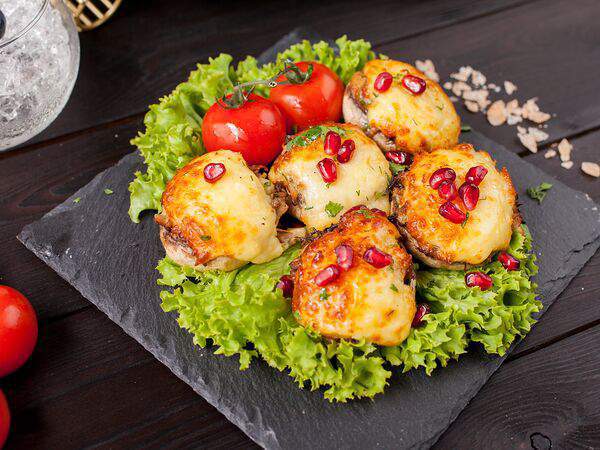 Пейзаж - Грибные шляпки с жульеном