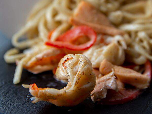 Youbona Sushi - Wok Морской