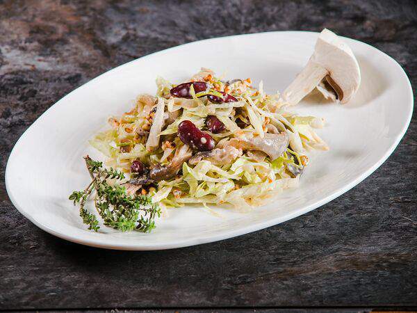 Сэндвичная - Салат с вешенками и луком порей