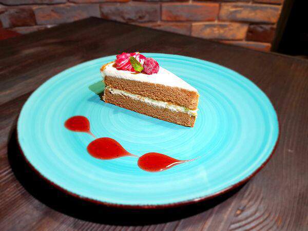 Золотая маска - Медовик