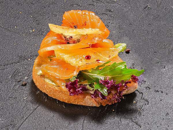 Колбасофф - Брускетта с лососем