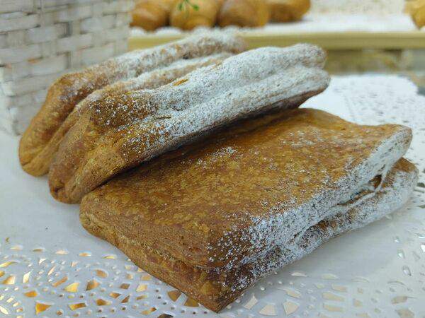 Пекарня Хлебница - Слойка со смородиной