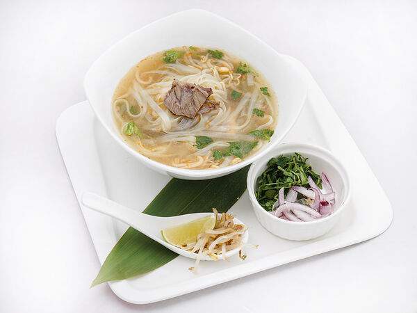 PanAsian Restaurante CHIN-CHIN - Суп Фо Бо