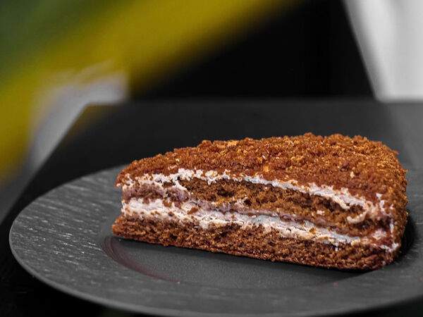 Пекарня Буханка - Пирожное Медовик