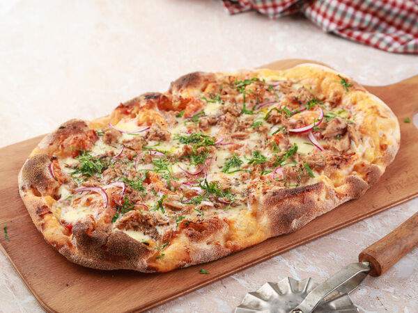 Pinzeria by Bontempi - Пинца Тунец с луком