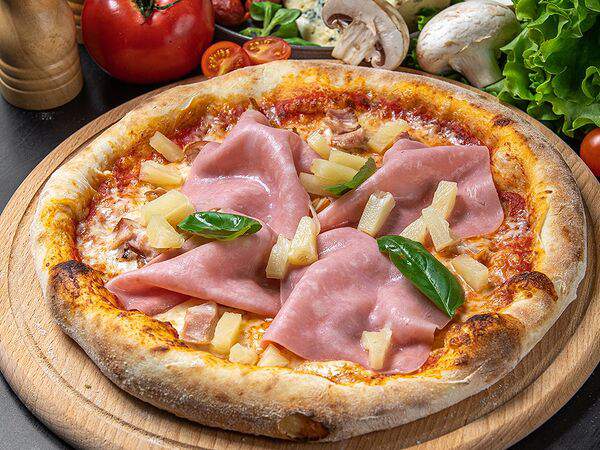 Yoshi Sushi & Mulino Pizza - Гавайская пицца
