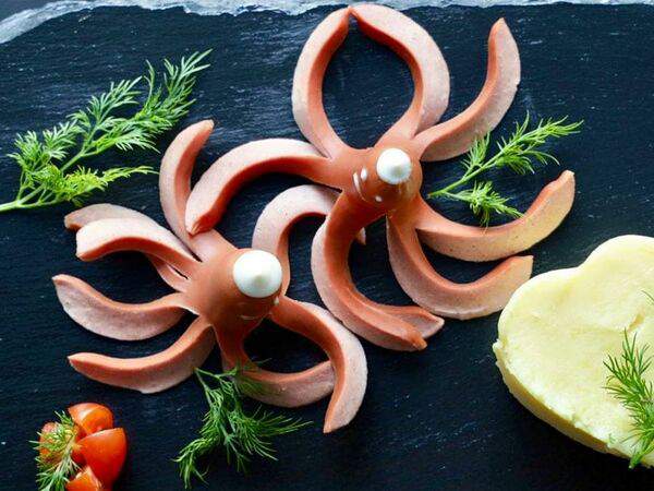 Хомяк - Сосиски Осьминожки С Картофельным Пюре