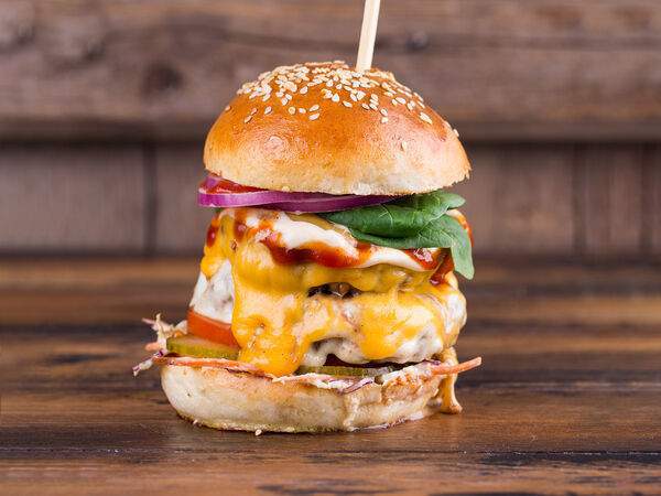 Бургерная лавка Краснодарский парень - Бургер Месть мясника