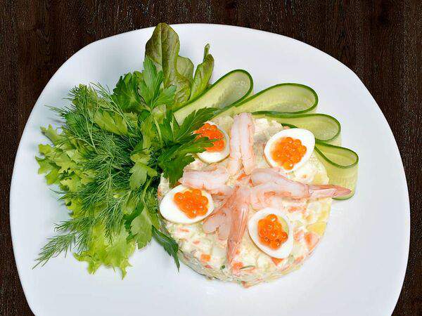 Трактиръ - Оливье с тигровыми креветками