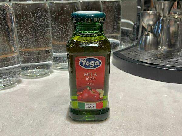 Oggi Bistro - Яблочный сок Yoga