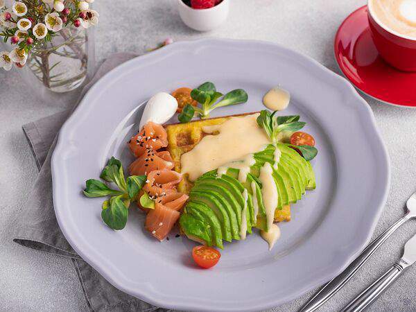 Apollo café - Картофельная вафля с семгой