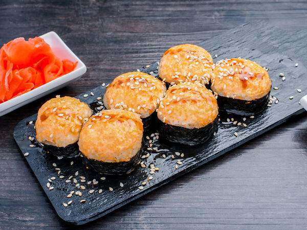 Oribu - Горячий ролл Лосось