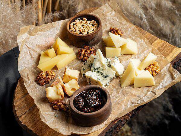 Мона - Сырная тарелка