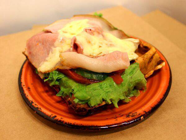 Kikos - Картофельная с ветчиной и сыром