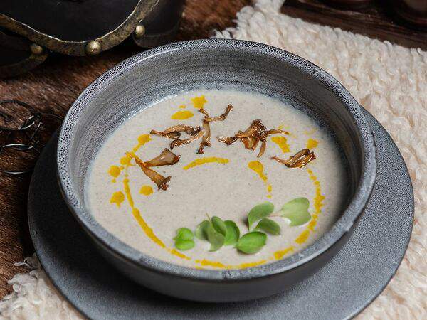 Викинги - Крем-суп из грибов со сметаной и сухариками