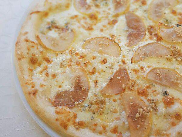 Trattoria Fettuccine - С грушей и Дорблю