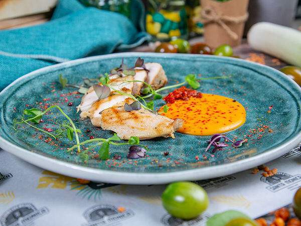 Santa Monica Stereo Cafe - Курочка су-вид с тыквенным кремом