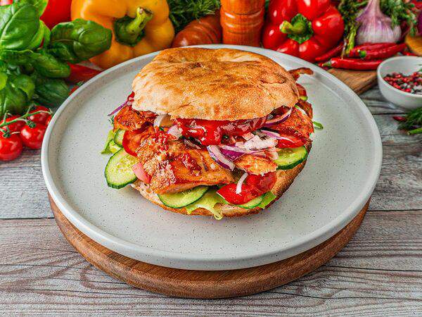 Шаурма, суши, хот-дог - Шаурма в лепешке