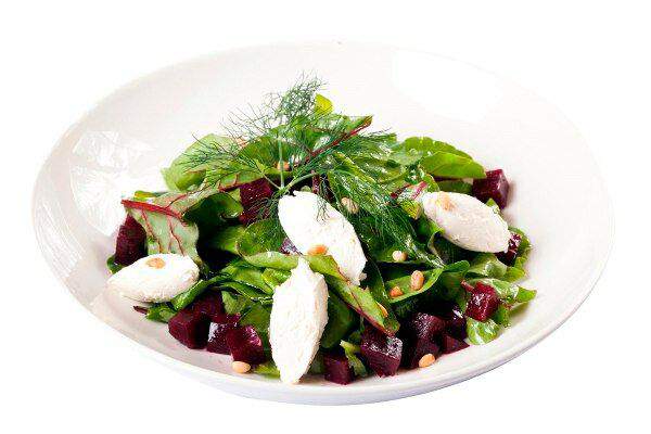 Пиццерия Пепперони - Салат со свеклой и мягким сыром