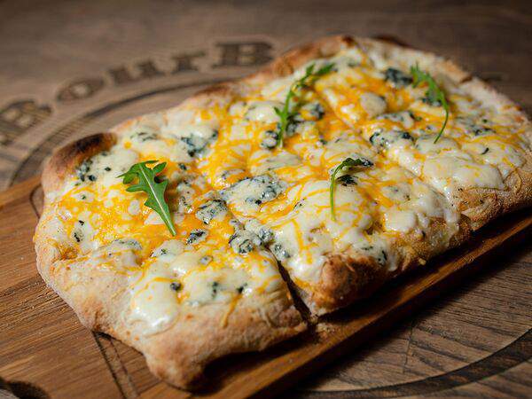 Бурбон стрит бар - Четыре сыра