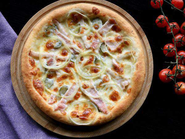 Очаг Драйв - Пицца с копченой грудинкой