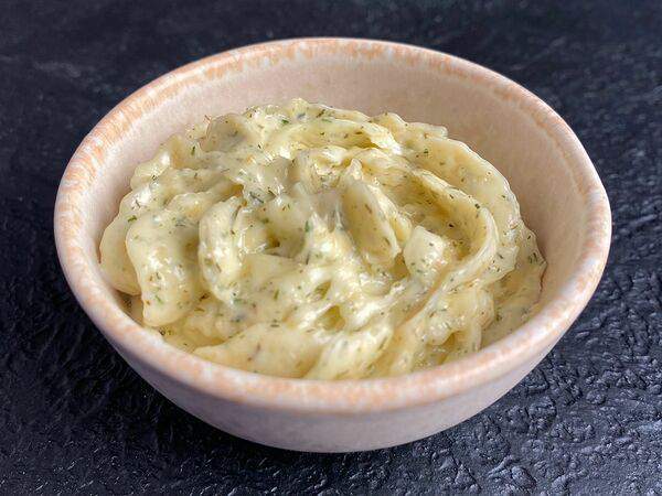 Лосось sushi & oysters - Соус сливочно-чесночный