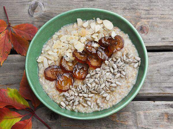 Zoom cafe - Овсяная каша на воде с мёдом и сухофруктами